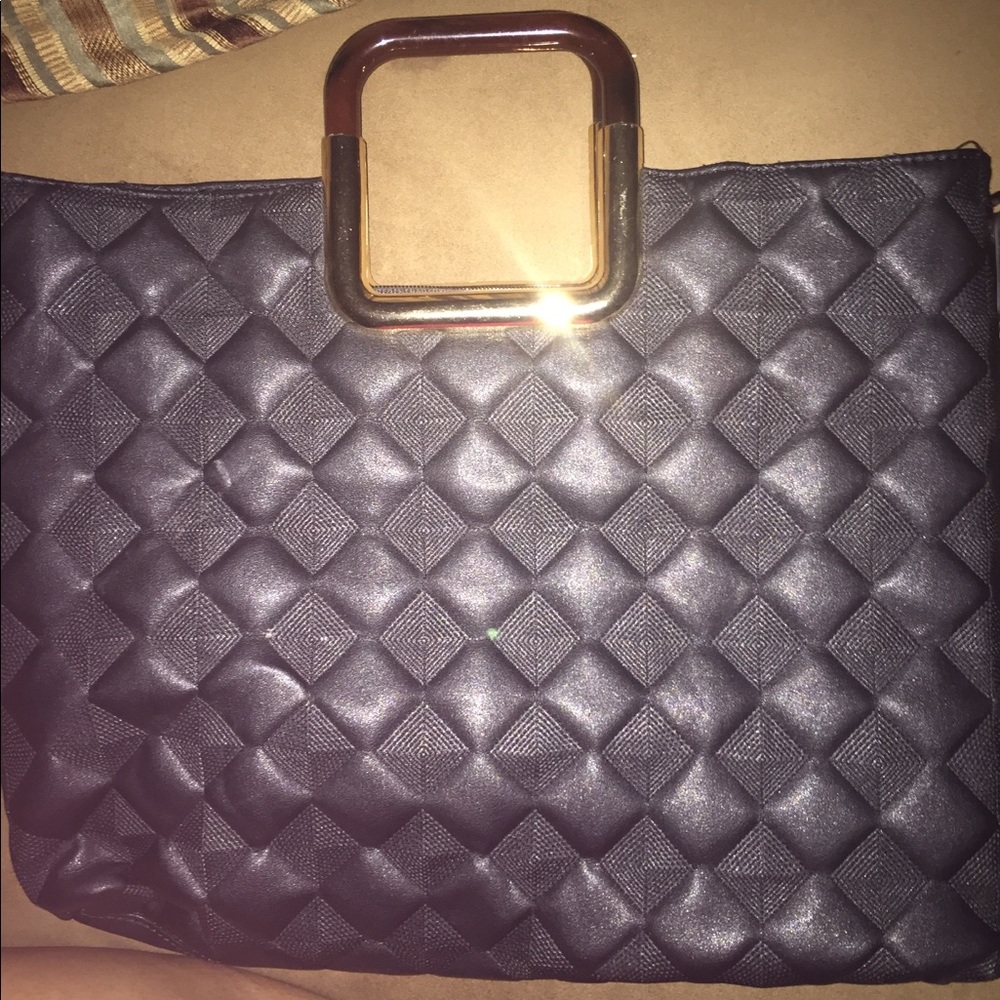 Ashley Stewart black purse 👛 with wooden handles
